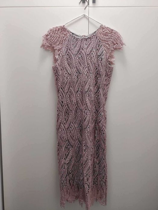 Vand rochie roz MIGNON DOO marime M 160 lei