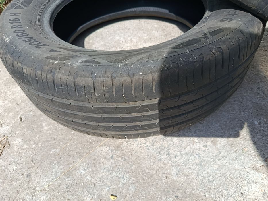 Anvelope vara 205 60 R16 second