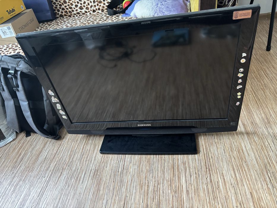 Продам телевизор samsung