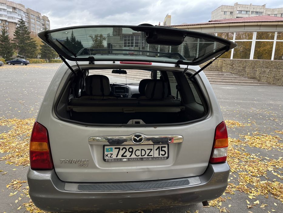 Продам Mazda tribute