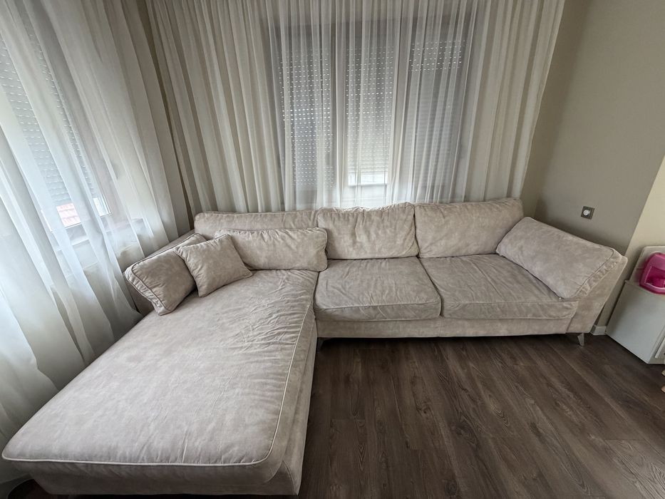 Продавам италиански диван
