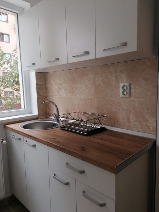 Inchiriez garsoniera complex Avangarde City