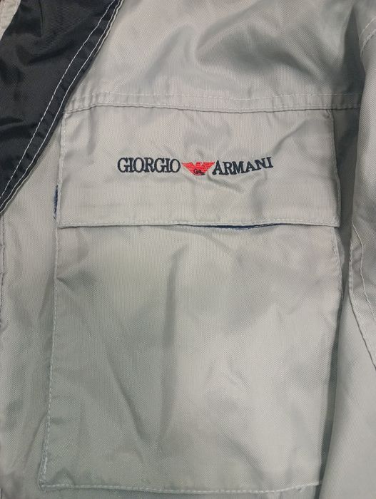 Яке Giorgio Armani ветровка L/XL - 25 лв