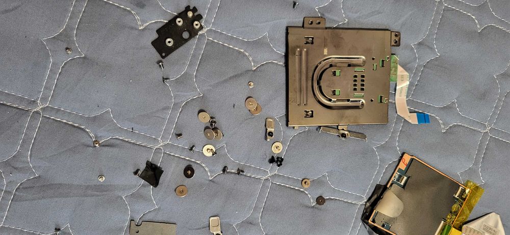 Piese Tableta DELL Latitude 7320 2 in 1 piese doar piesele tot 200 lei