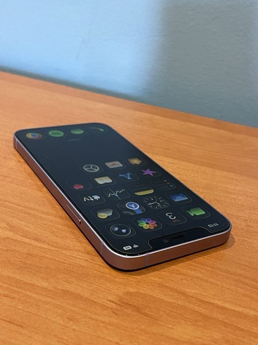 iPhone 12 – 64GB – Работи перфектно