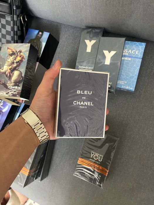 часы с арабским циферблатом и парюфм