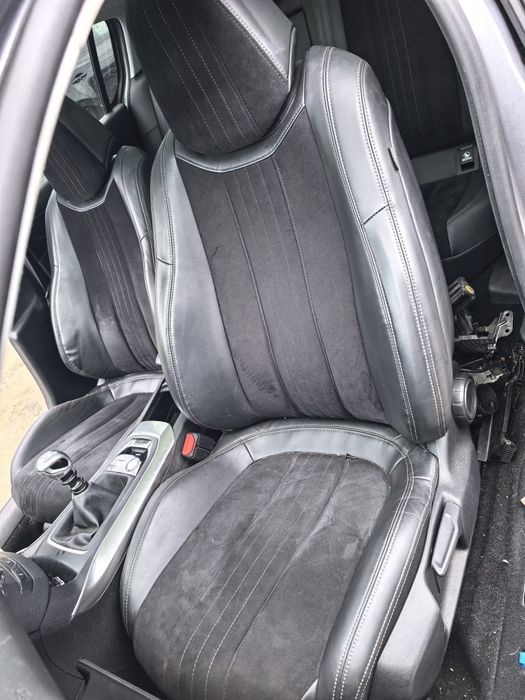 Кожен салон за Peugeot/Пежо 308 Т9