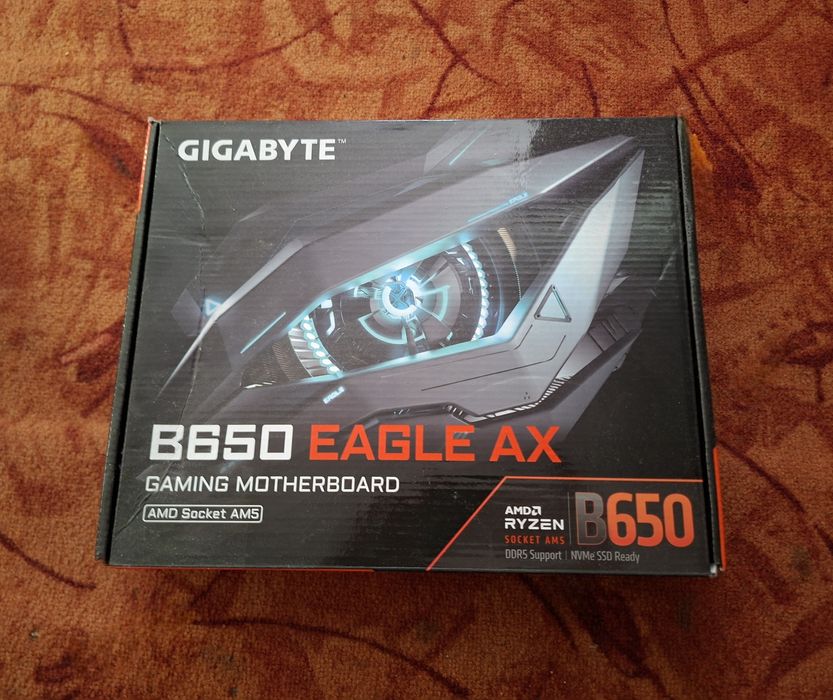 Vând PC Kit Carcasă + Placă de Bază + Cooler + Sursă