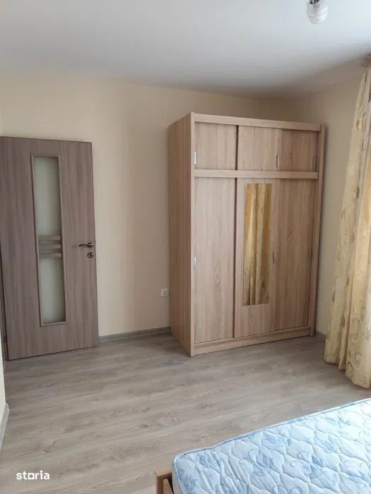 Apartament cu 3 camere, 61 mp, 2 parcari, zona Teilor