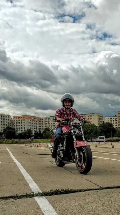 Scoala de soferi Categ A, A1, A1x(B125), A2 si B - Instructor auto - M