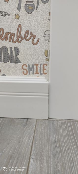 Профессиональная установка плинтусов