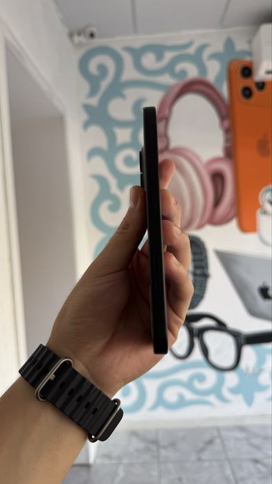 iPhone 16 128GB
