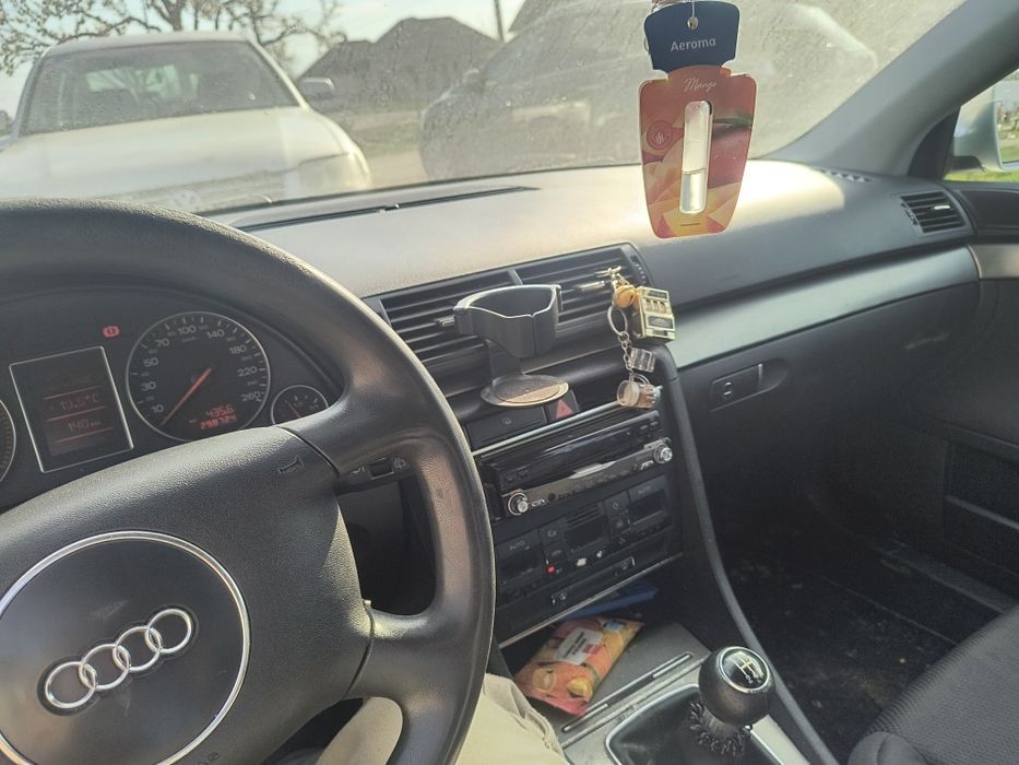 Vând audi A4 B6  1.9 tdi