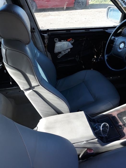 BMW 728i e38 на части