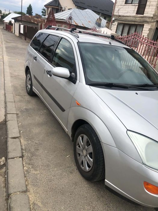 Vând Ford focus 1.6 benzina  gpl