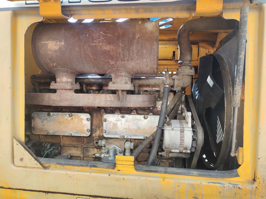 Погрузчик фронтальный LW-300F.