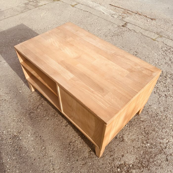 Масивен ТВ шкаф / холна маса – естествено дърво