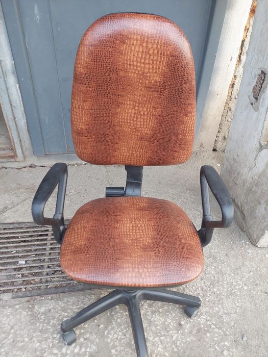 Продам компьютерные кресла