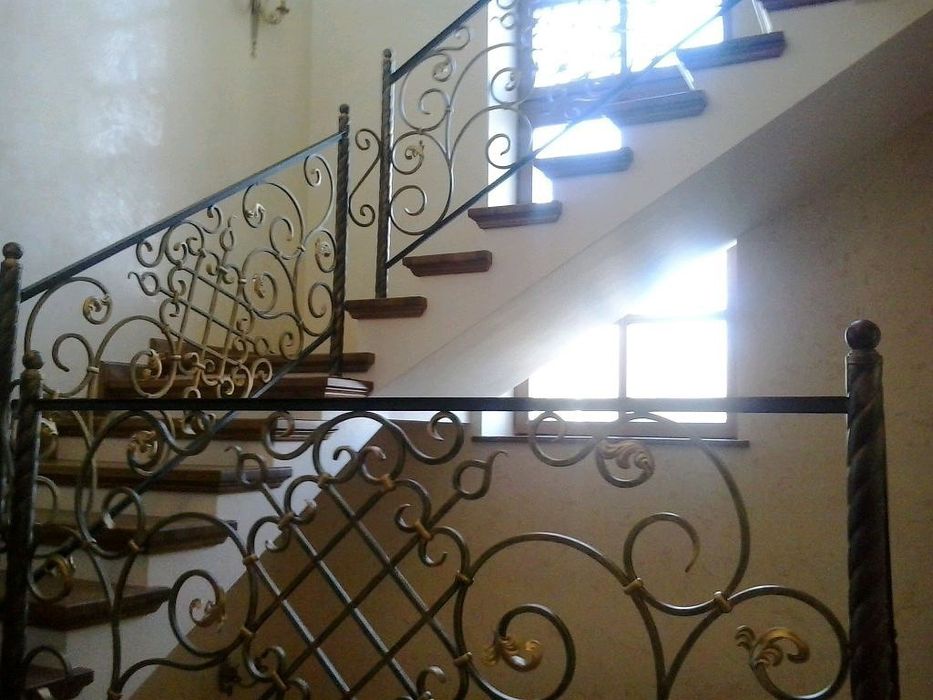 Барча сварка ищларни киламиз навес перила решётка  ва бошка ишлар.