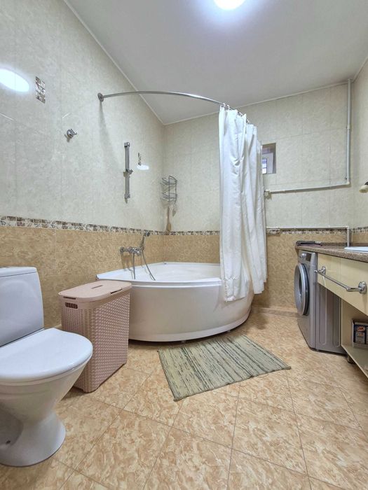 Сдается 3х комн квартира на Ойбеке, Grand Mir Hotel