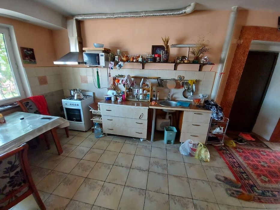 Продам квартиру 4 комнатная