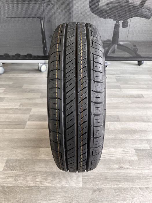 Чисто нова лятна гума 165/65/14 Dunlop