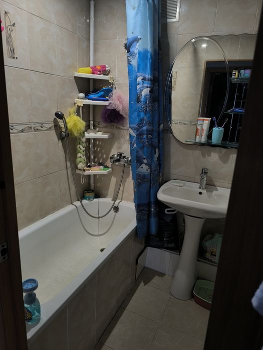 Продам 2-х комнатную квартиру(бывшее общежитие СХИ)