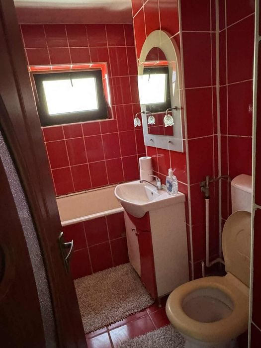 Apartament de închiriat