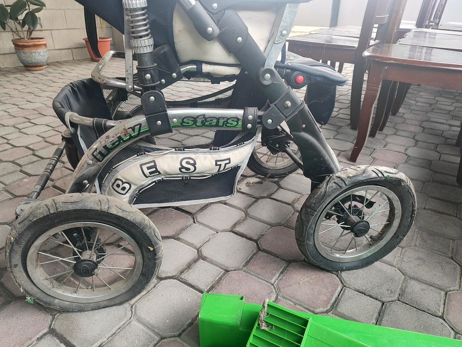 Продам коляску зимнюю