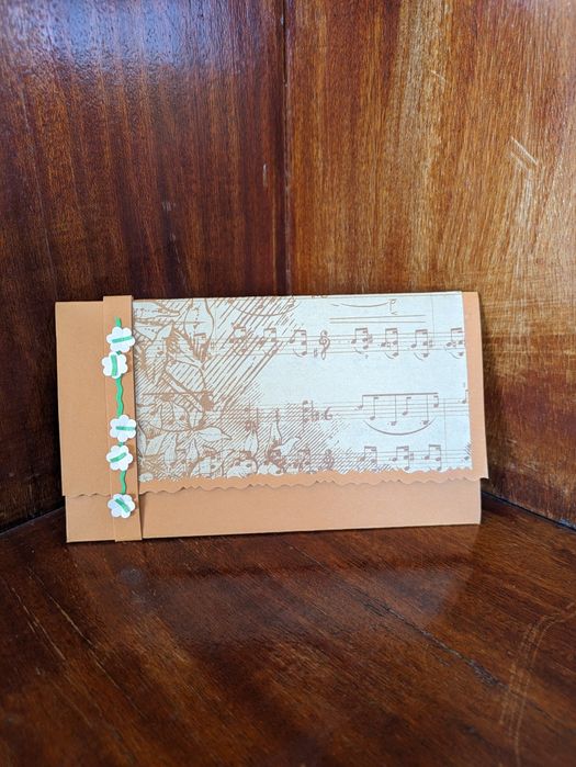 Плик за пари от твърда хартия, ръчноправен