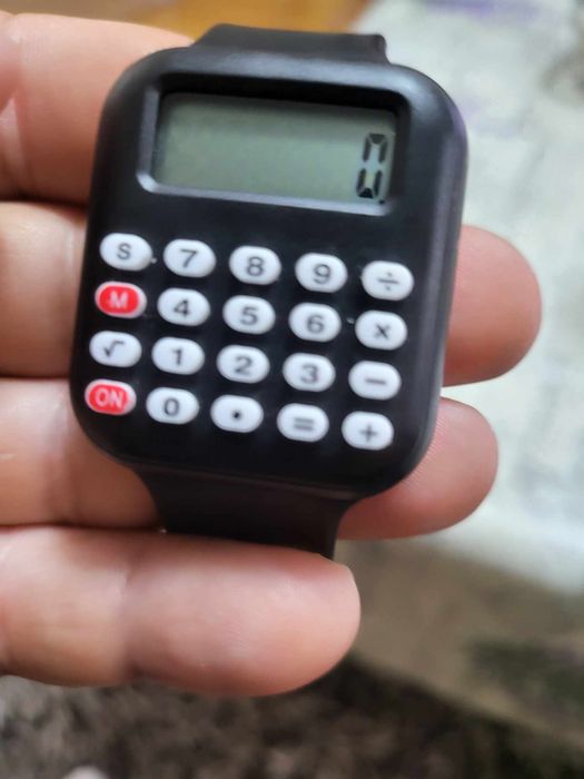 De vânzare ceas electronic cu calculator copii
