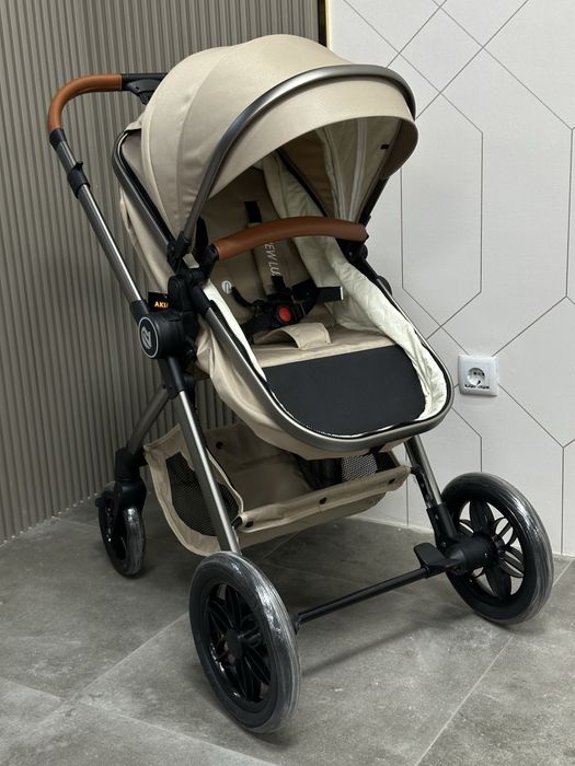 Продается коляска транфсомер