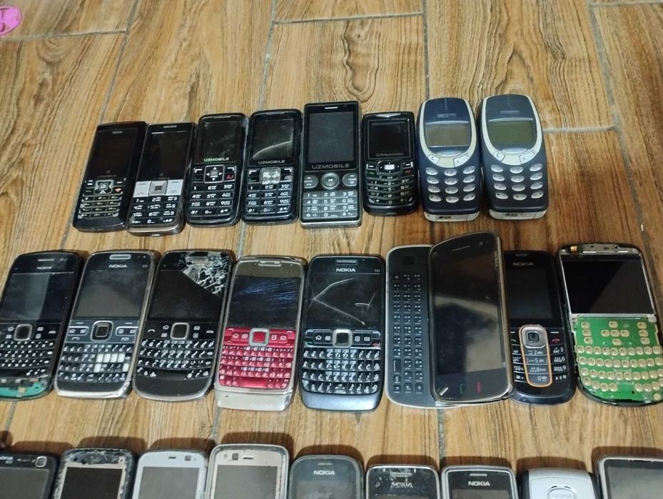 Телефон Нокия 80% рабочий