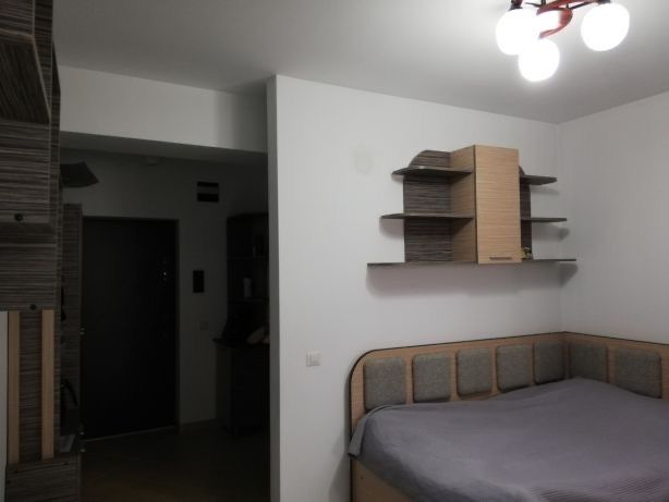 Închiriez Apartament cu o cameră în Complex Rezidențial- Tătărași Residence (la < 2 min de mers pe jos de stația de tramvai ”Doi Băieți”)