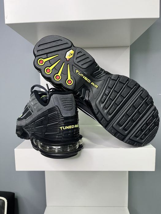 Nike Air Max Plus 3 Black Volt