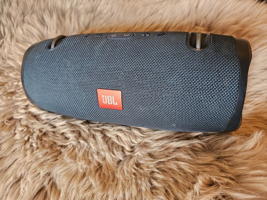 Boxă portabilă JBL Xtreme / Bluetooth, bass puternic
Descriere: Se vin