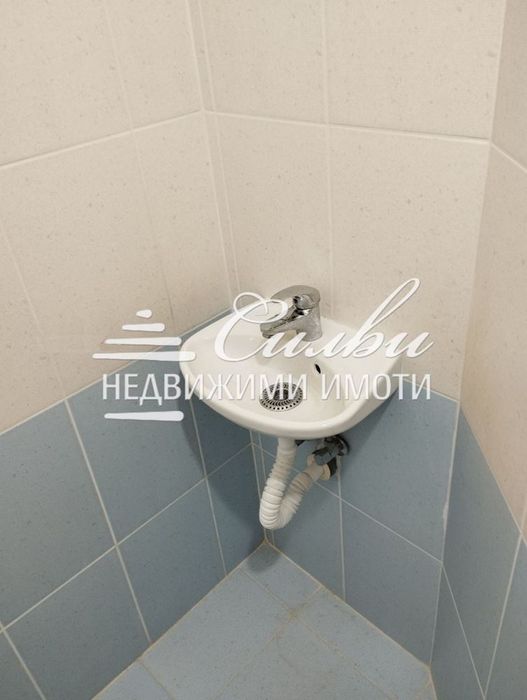 Продава се Тристаен апартамент в Шумен, Център - 98 кв.м за 1458 €/кв.м - Снимка #8