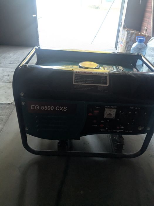 Бензогенератор HONDA