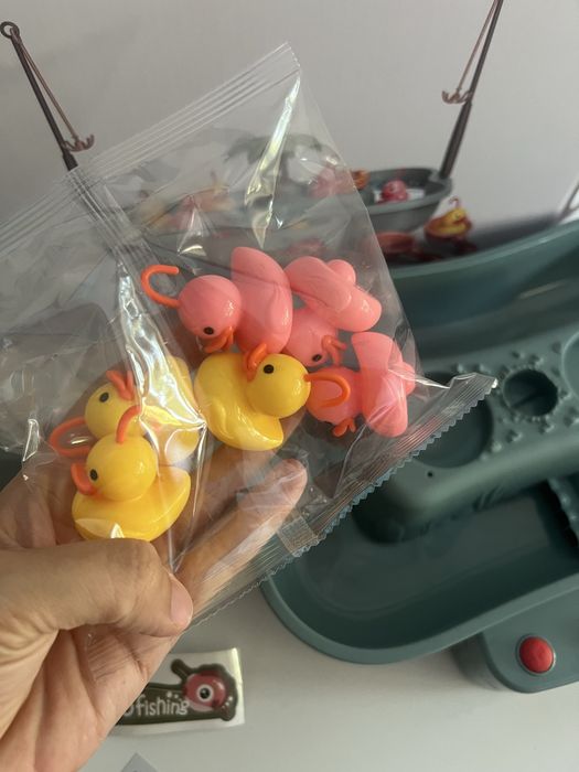 Музикална игра водно поточе - маса с въдица и патета, вода