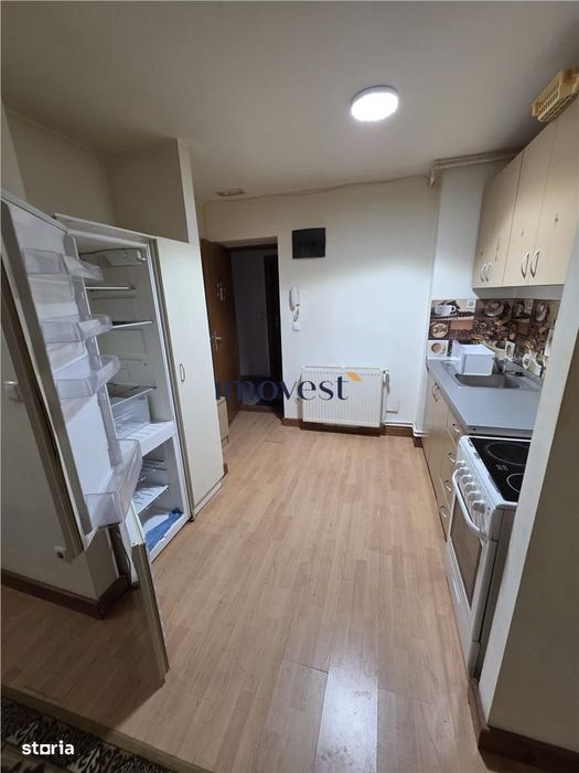 De inchiriat: Garsoniera in zona Closca