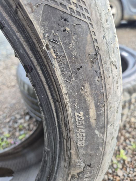 Gratis 2 Cauciucuri Goodyear, 225/45/18