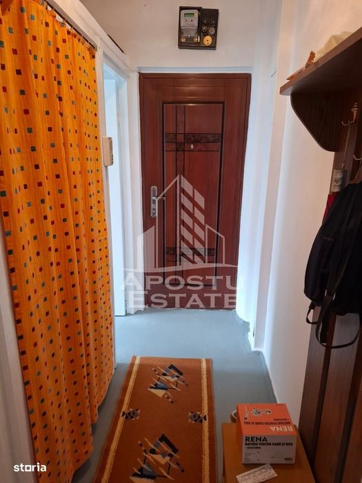 Apartament de închiriat cu 2 camere,zona Dacia,la 10 minute de centru