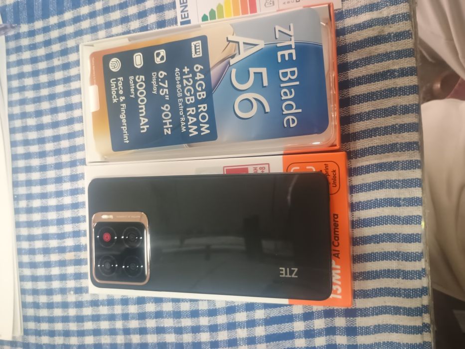 Смартфон ZTE Blade A56