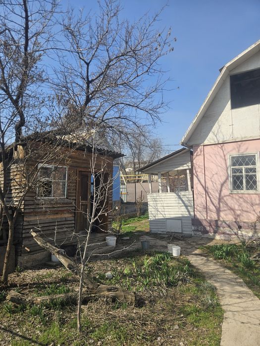 Продам дачу в черте города