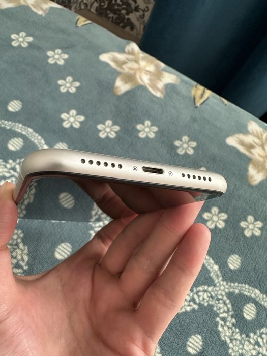 iPhone 11 128gb ios 16.6