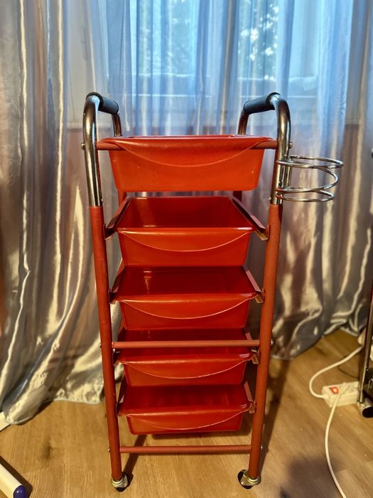 Uncenic rosu  coafor