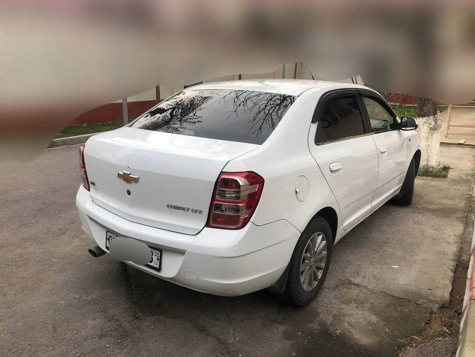 Chevrolet Cobalt 2015 yil 4 poziciya