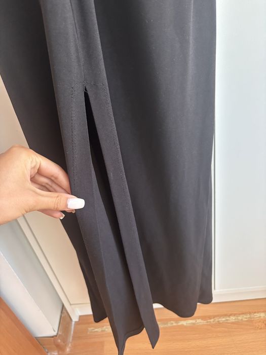 Елегантна рокля по тялото Zara