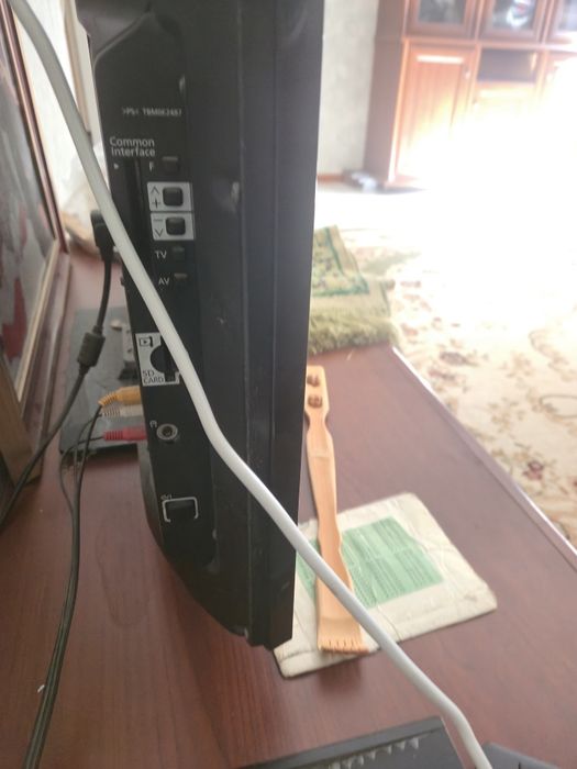 Продается телевизор бу
