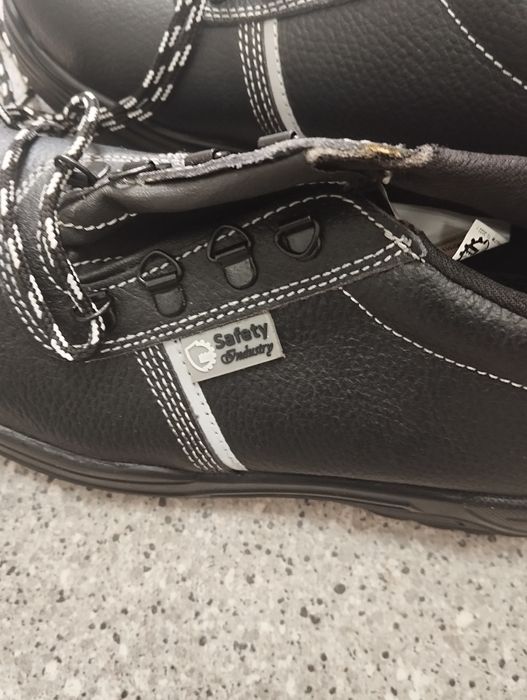 Специальная обувь летняя